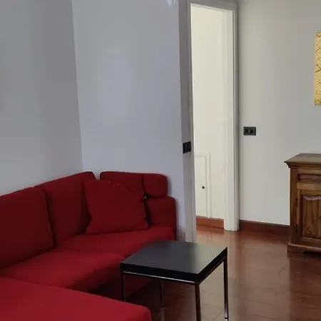 דירה Sempione Red