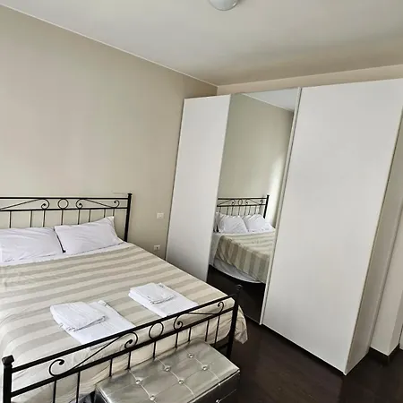 Sempione Red&silver Apartman