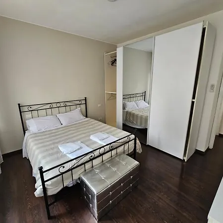 Sempione Red&silver Apartman *